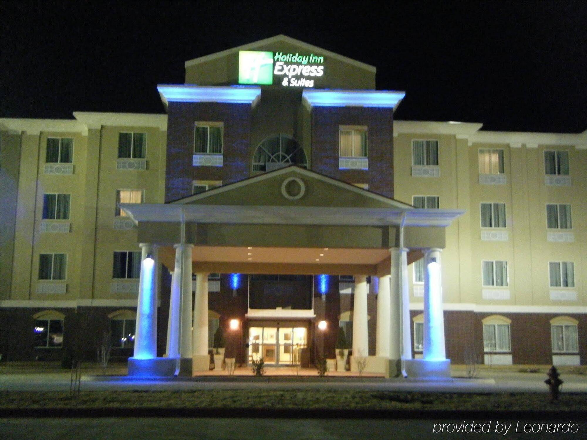 Holiday Inn Express Hotel & Suites Dumas By Ihg Dış mekan fotoğraf